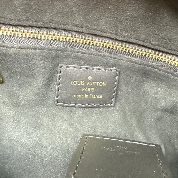 Louis Vuitton Petite Malle Souple Monogram Empreinte Shoulder Bag Black - Picture 12 of 13